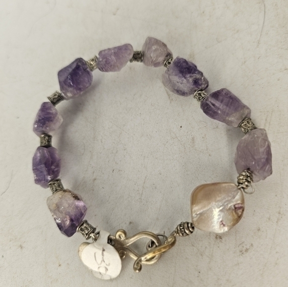 Amethyst, mother of pearl,‎ and silver bracelet - Picture 1 of 13